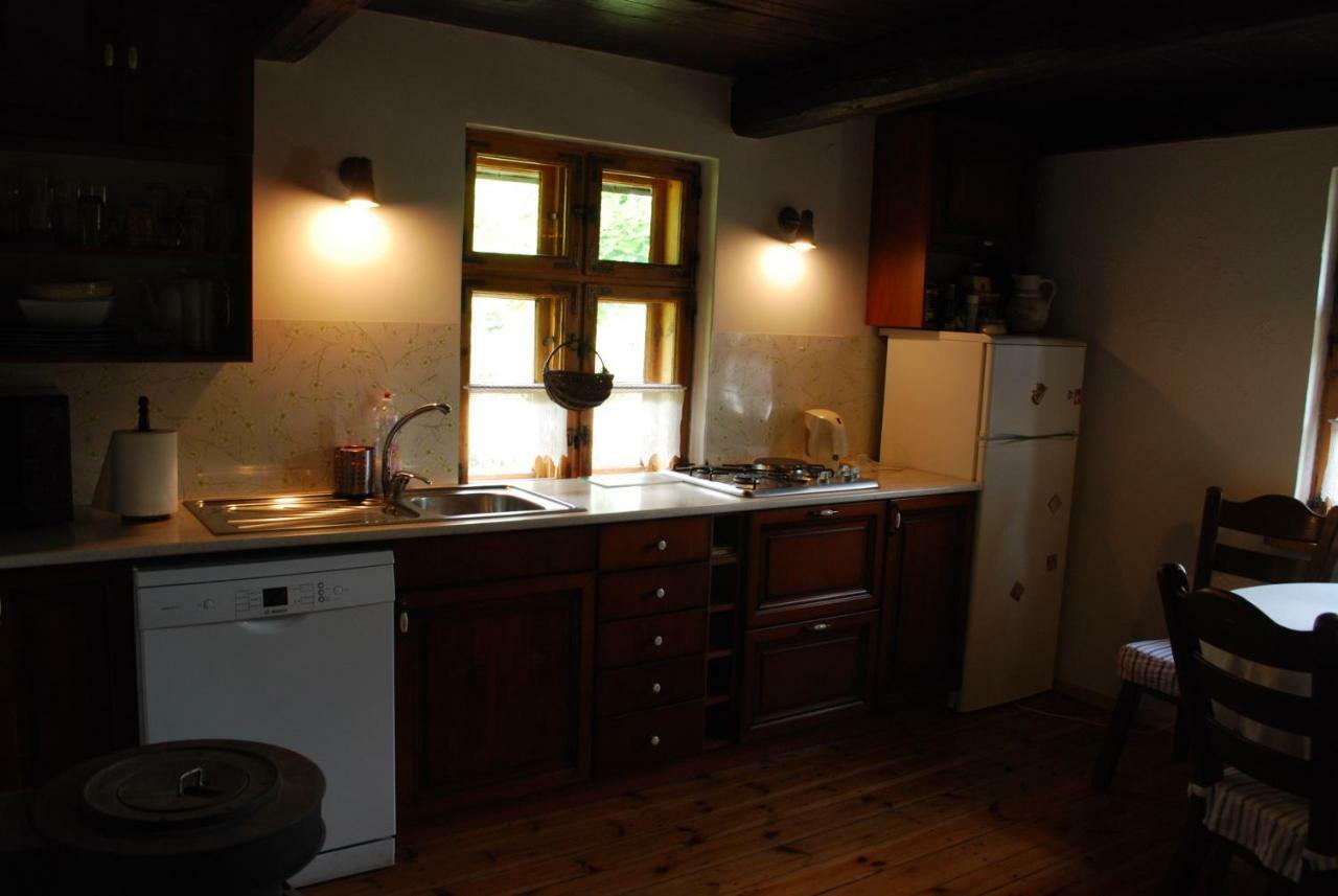 Dom Pod Klonem Na Kaszubach Villa คอชเชียซือนา ภายนอก รูปภาพ