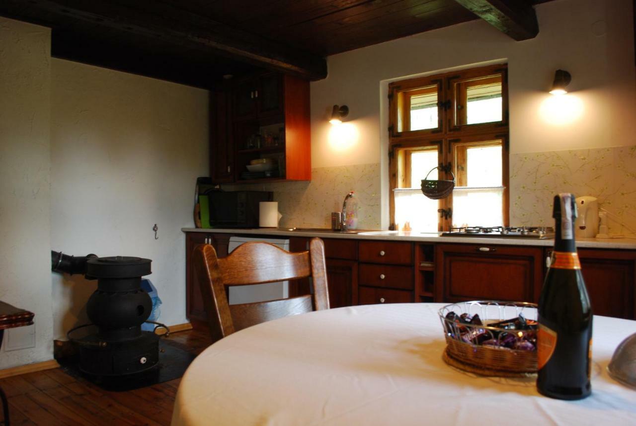 Dom Pod Klonem Na Kaszubach Villa คอชเชียซือนา ภายนอก รูปภาพ